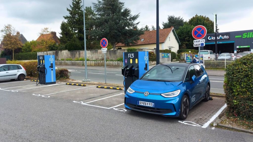 Station de recharge R3 Abbeville - Aldi