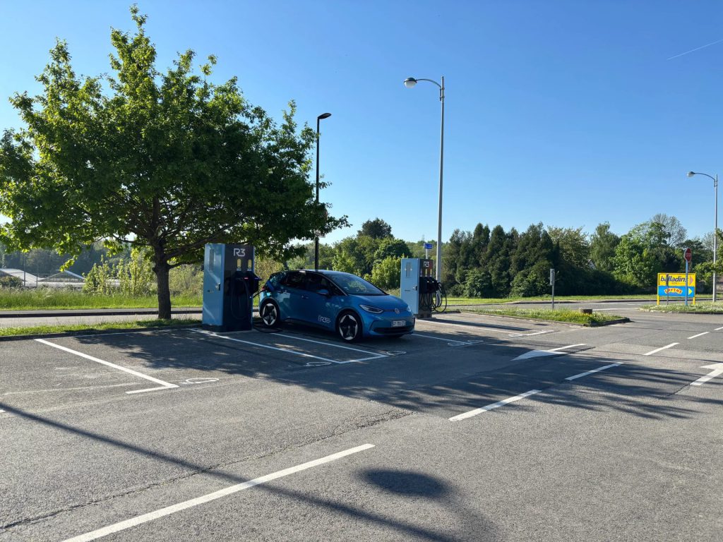 Station de recharge R3 Beauvais - Grill'In
