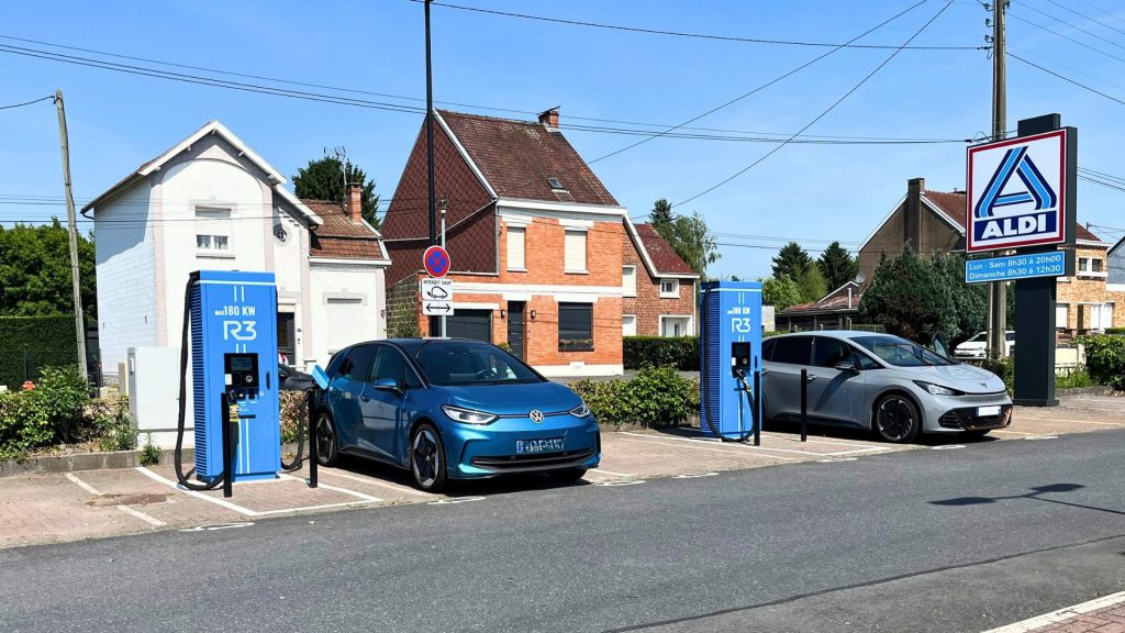 Station de recharge R3 Condé-sur-l'Escault - Aldi