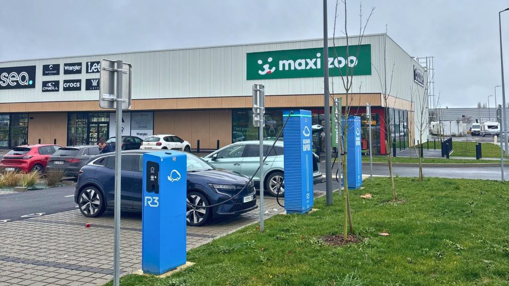 Station de recharge R3 Conflans-en-Jarnisy - CHAUSSEA