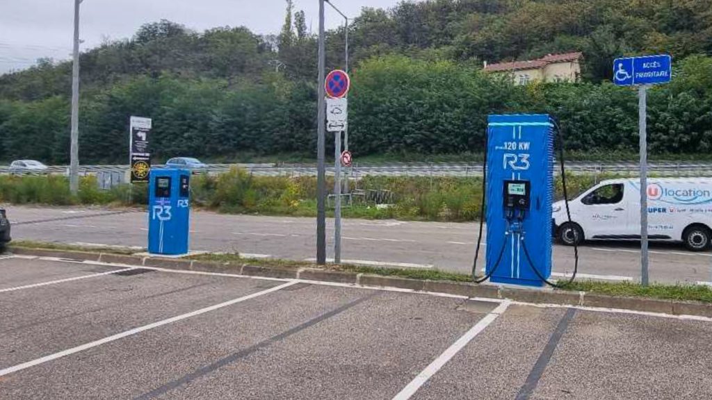 Station de recharge R3 Givors 2 - Maison du Monde