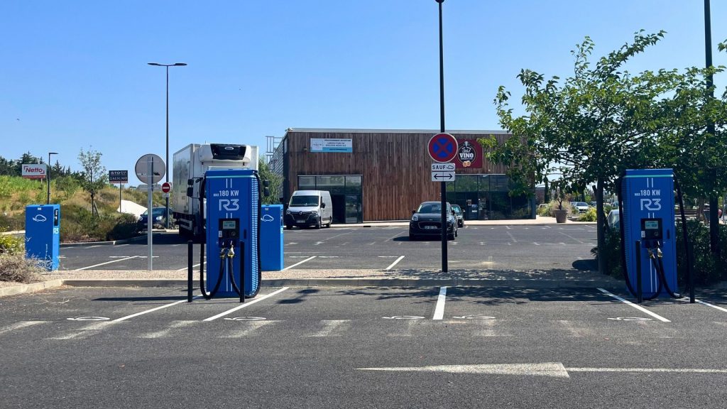 Station de recharge R3 Pollestres - Marie Blachère
