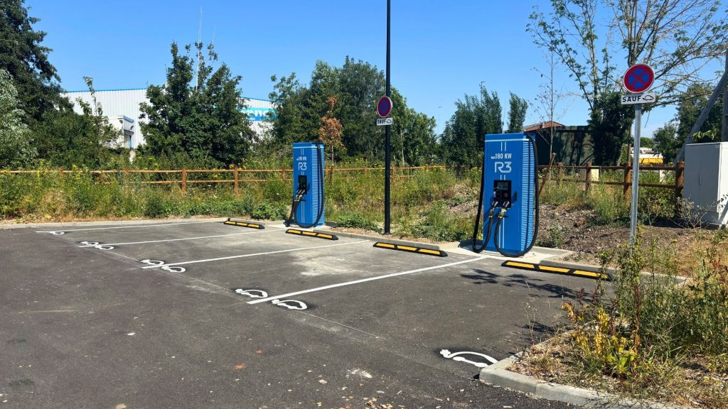 Station de recharge R3 Villers-Outréaux - Intermarché
